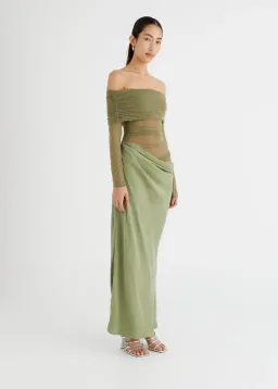 Benni Yasmin Off-Shoulder Maxi Dress Green Size 6  for rent on The Volte - image 2