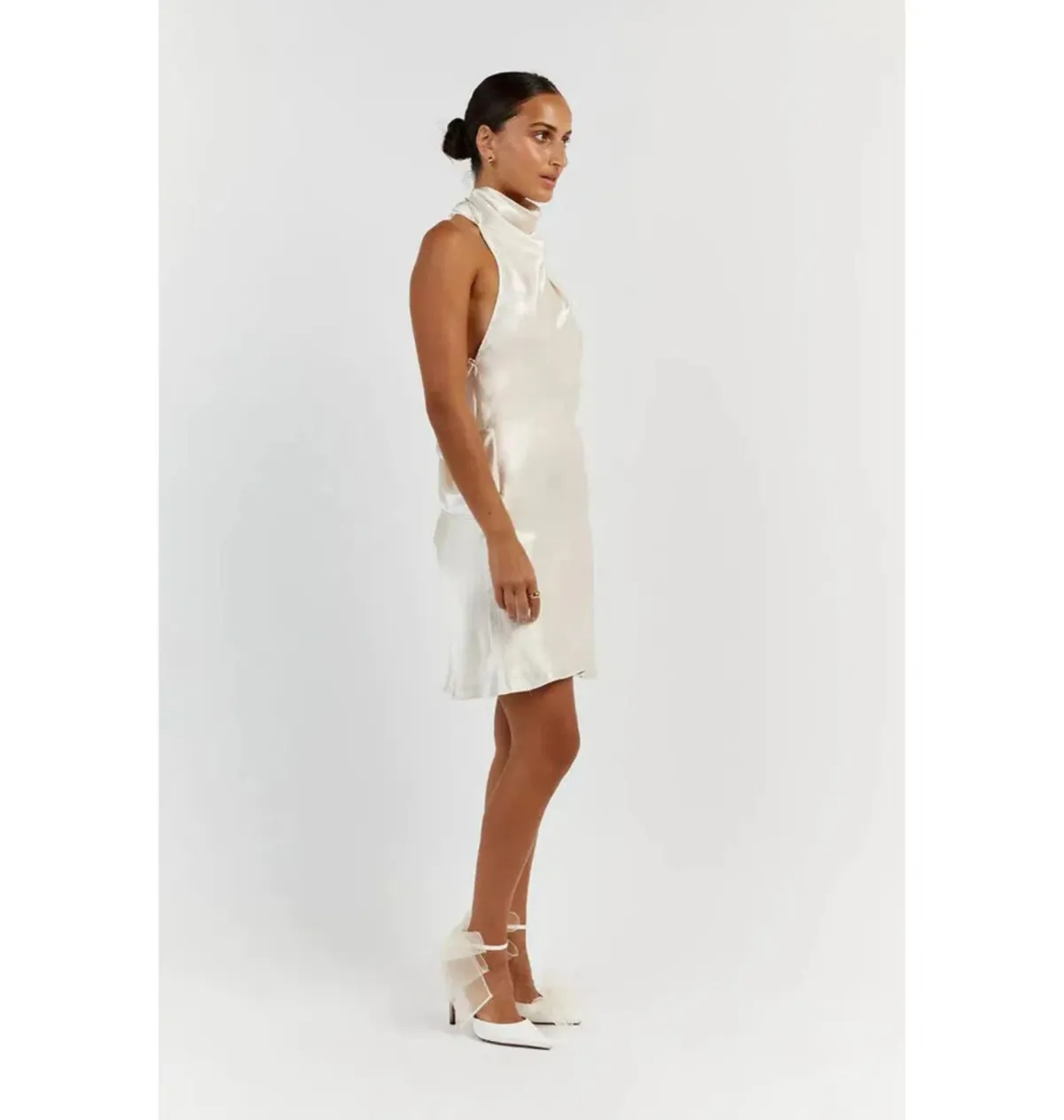 Dissh Aisle Pearl Satin Backless Mini Dress White Size AU 10  - Image 2