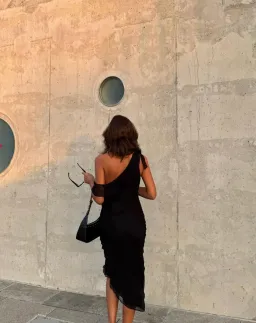 Realisation Par Carrie  Midi Dress Black Size 8 for rent on The Volte - image 3