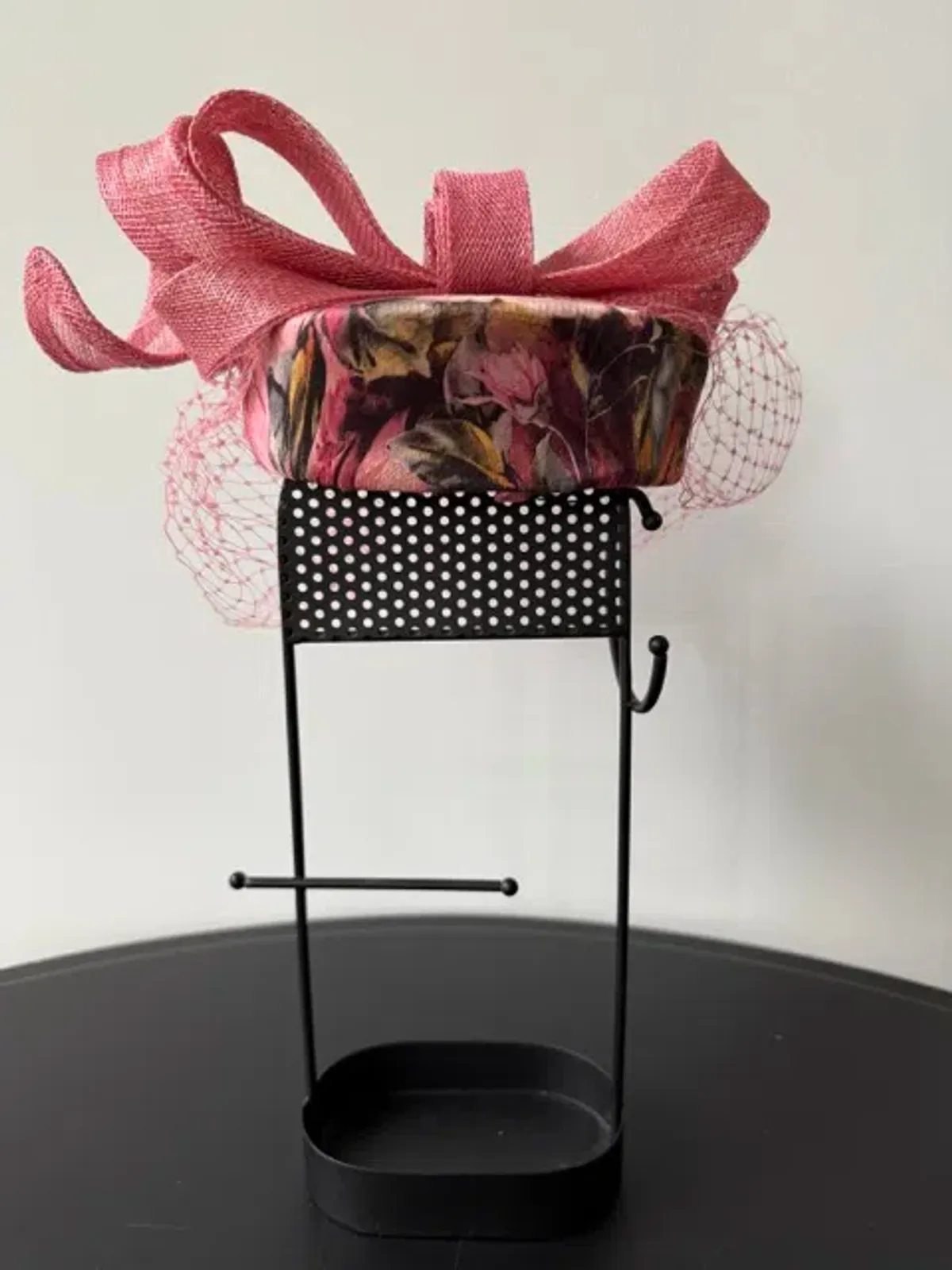 Olga Berg Pill Box Headwear with Netting Pink One Size - Image 3