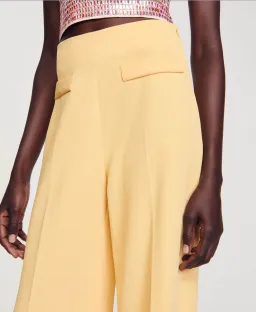 Sandro Pleated Pants Yellow Size 36 / AU 8 for rent on The Volte - image 3