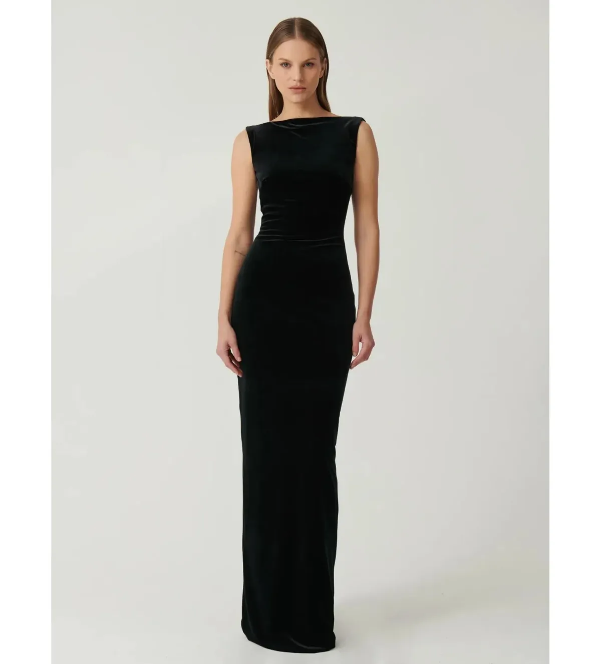 Effie Kats Verona Gown Black Velvet Size AU 6 - Image 4