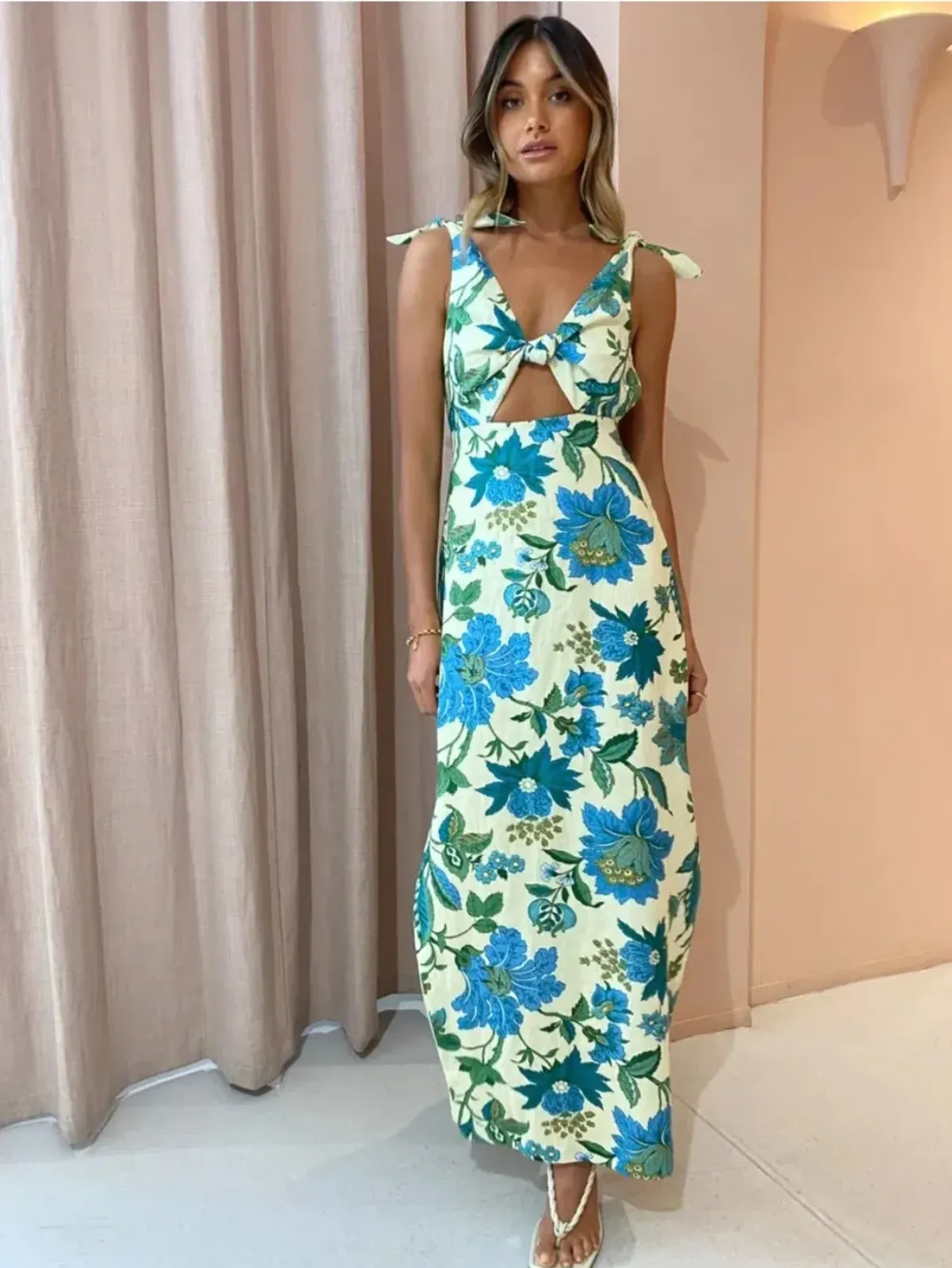 Sir The Label Alexandre Tie Dress in Marguerite Print Size 2 / AU 10 - Image 1