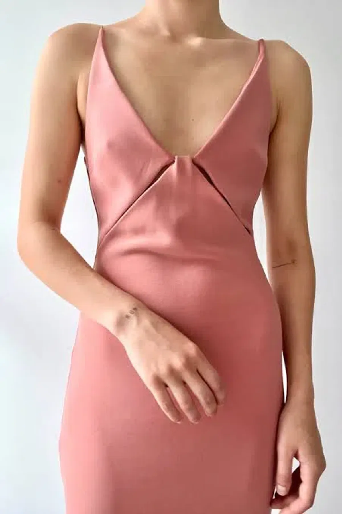 Bec & Bridge Livania Cut Out Midi Dress Grapefruit Size AU 6 - Image 4