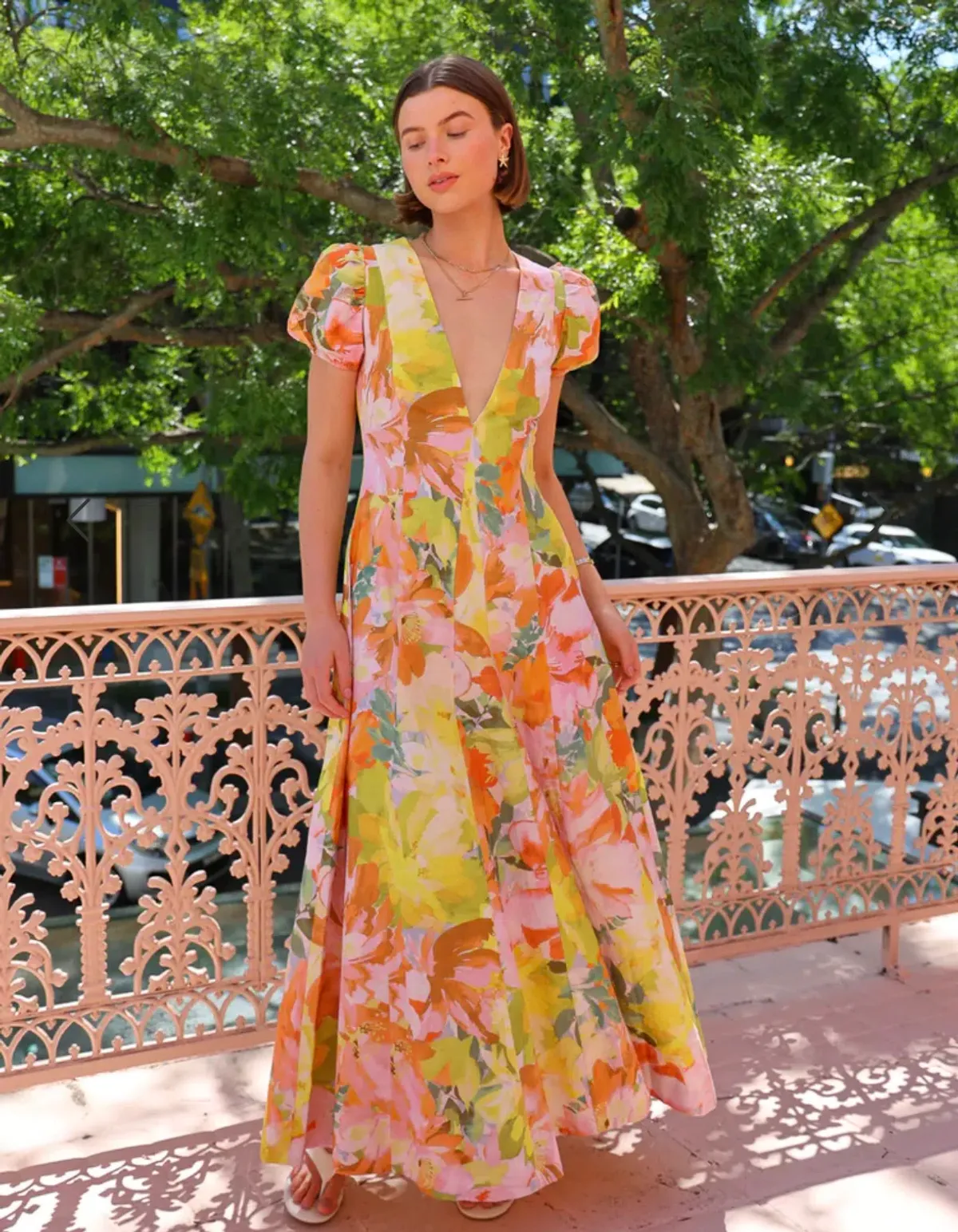 By Nicola Short Sleeve Wavy Maxi Dress In Floral Confetti Size 14 - Image 2