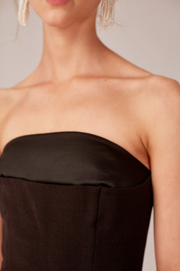 *BRAND NEW* C/MEO Collective Next Step Gown Black Size 6 for rent on The Volte - image 3