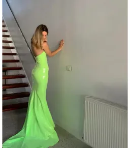 Alex Perry AP Gown Lime Size XS / AU 6 for rent on The Volte - image 2