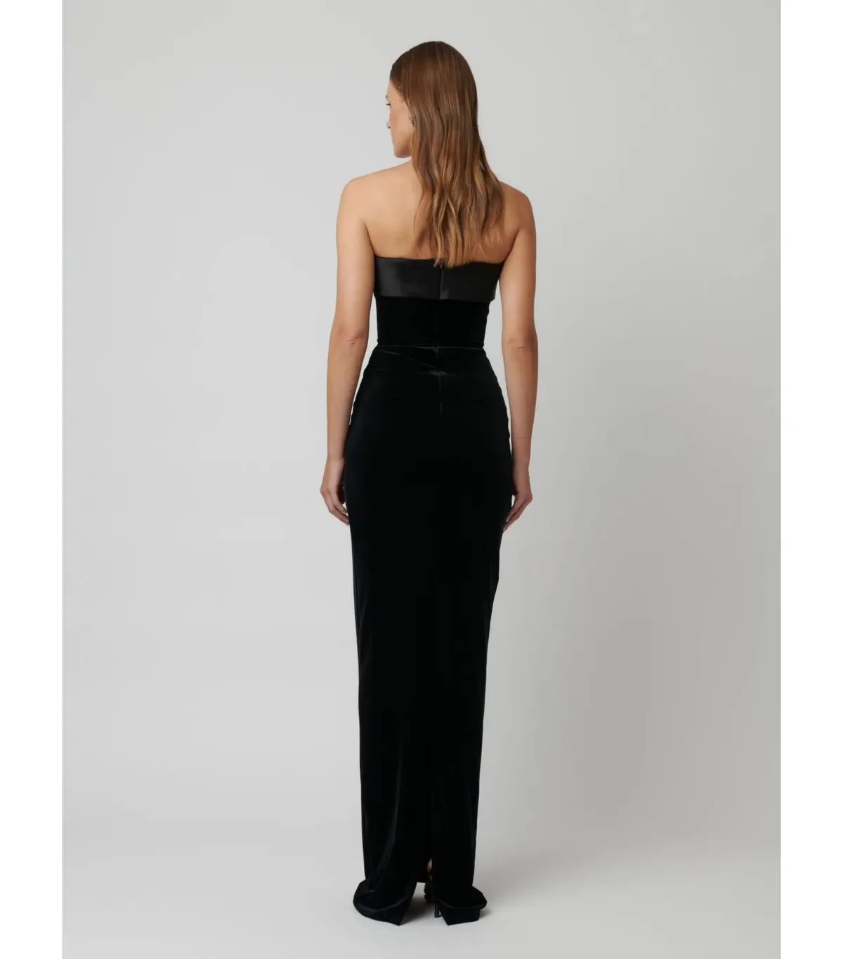 Effie Kats Monroe Gown in Black Velvet Size XS / AU 6 - Image 3