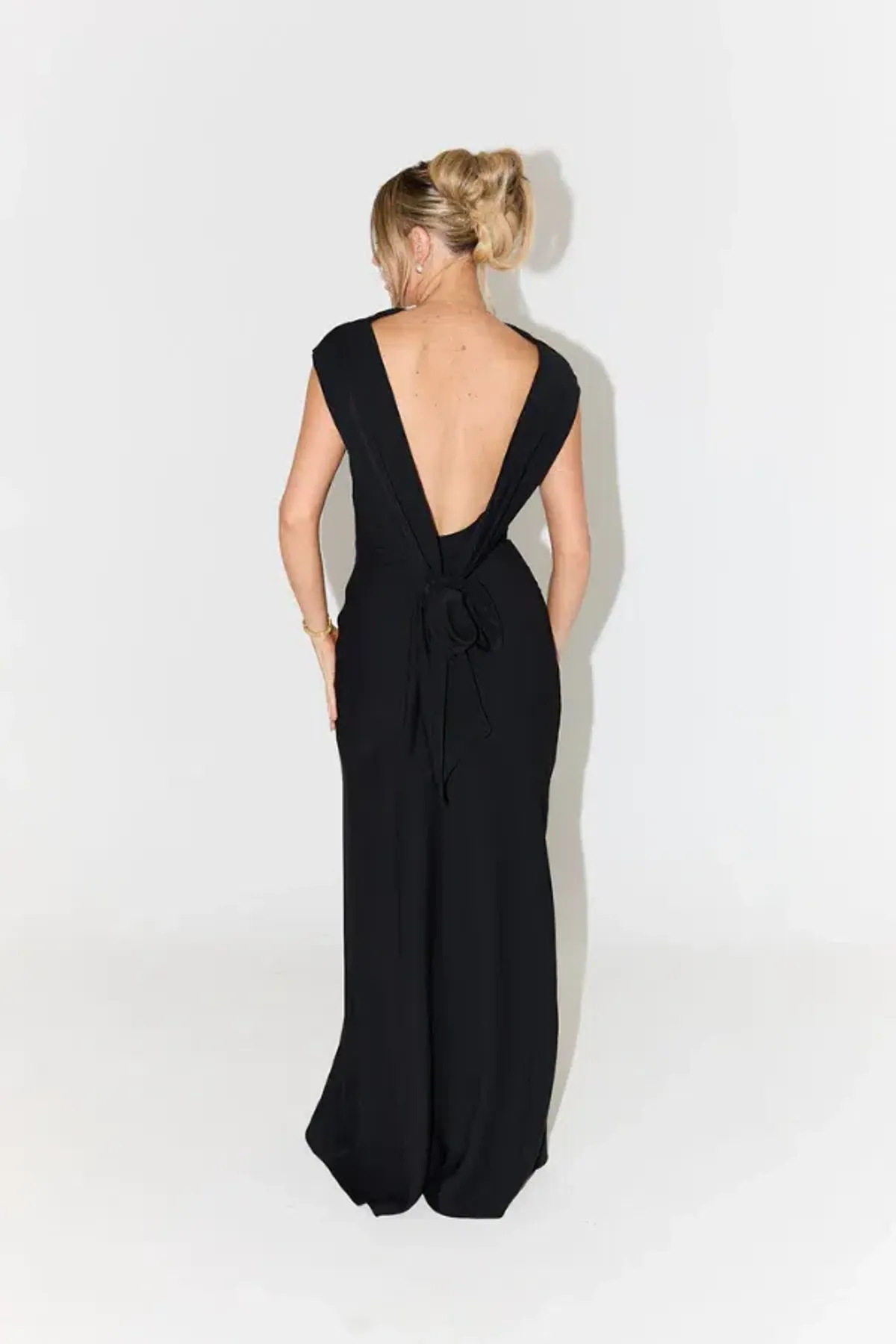 Odd Muse The Ultimate Muse Drape Back Maxi Dress Black Size AU 8 - Image 3