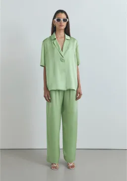 Viktoria & Woods Chorus Shirt Size 0 / AU 6 and Pilot Pants Size 1 / AU 8 Set in Tarragon Green for rent on The Volte - image 2