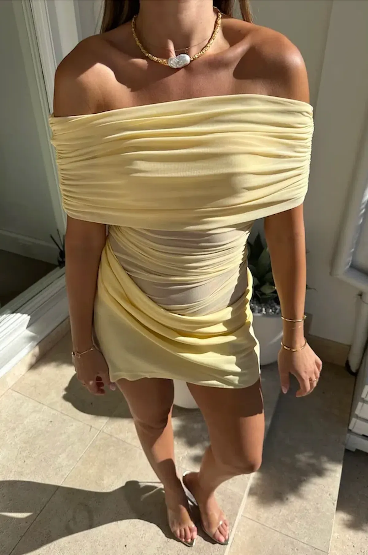 BENNI Nico Off Shoulder Mini Dress Yellow Size 8 / AU 8 - Image 2