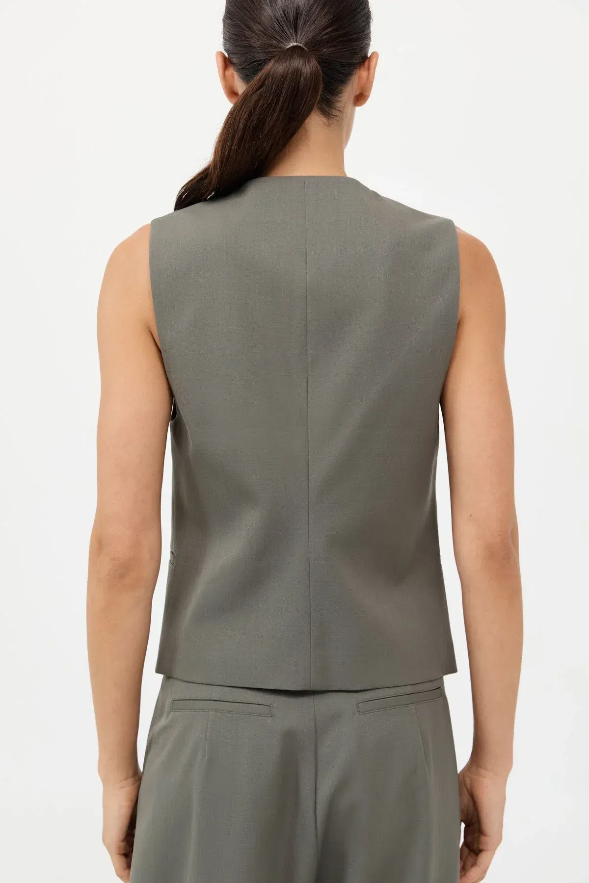 St.Agni Rouleau Vest in Smokey Olive Size S / AU 8  - Image 3