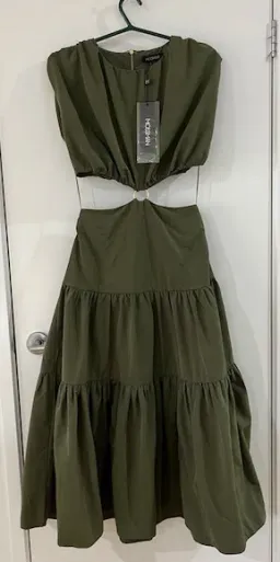 Mossman Streamline Maxi Dress Green Size 8 for rent on The Volte - image 2