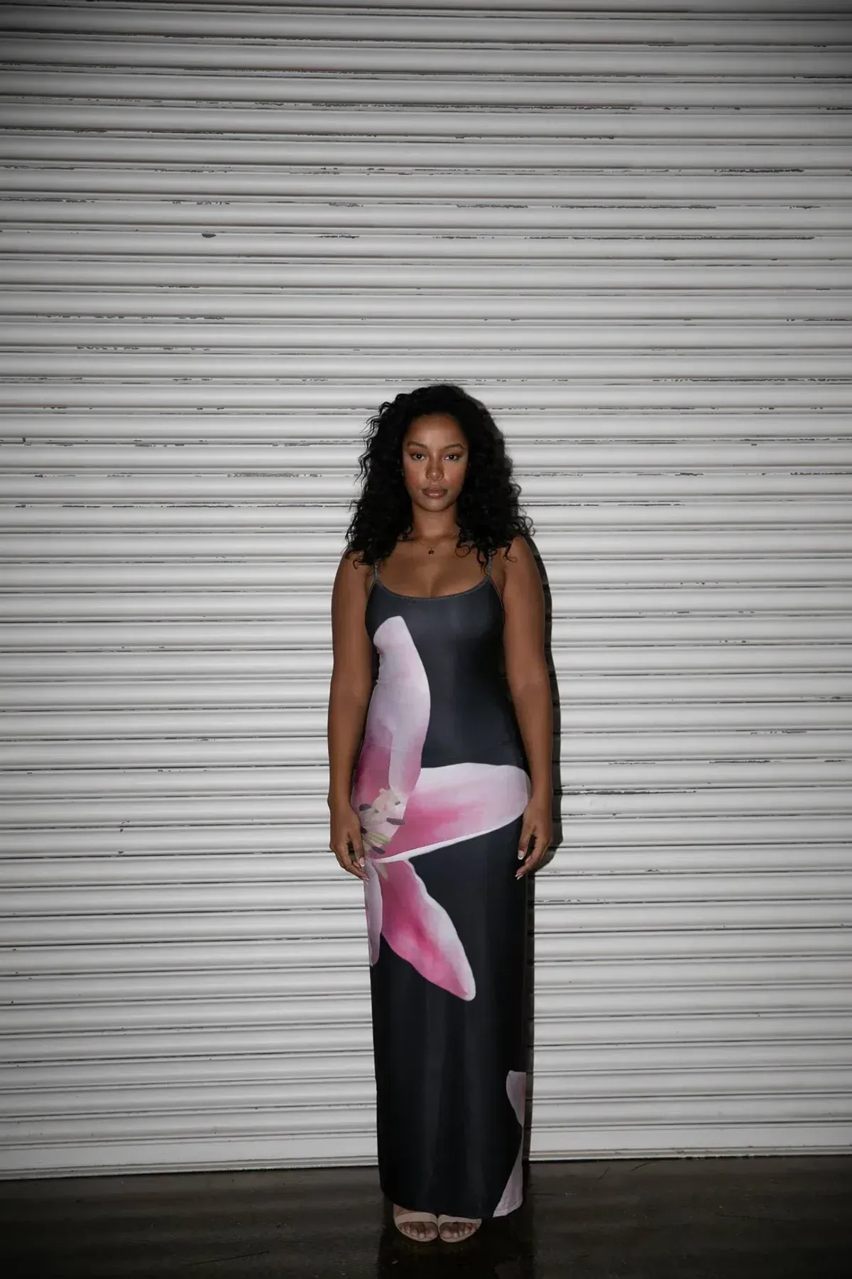 With Harper Lu Slip Maxi Dress Black Lily Floral Size S/AU 8 - Image 3