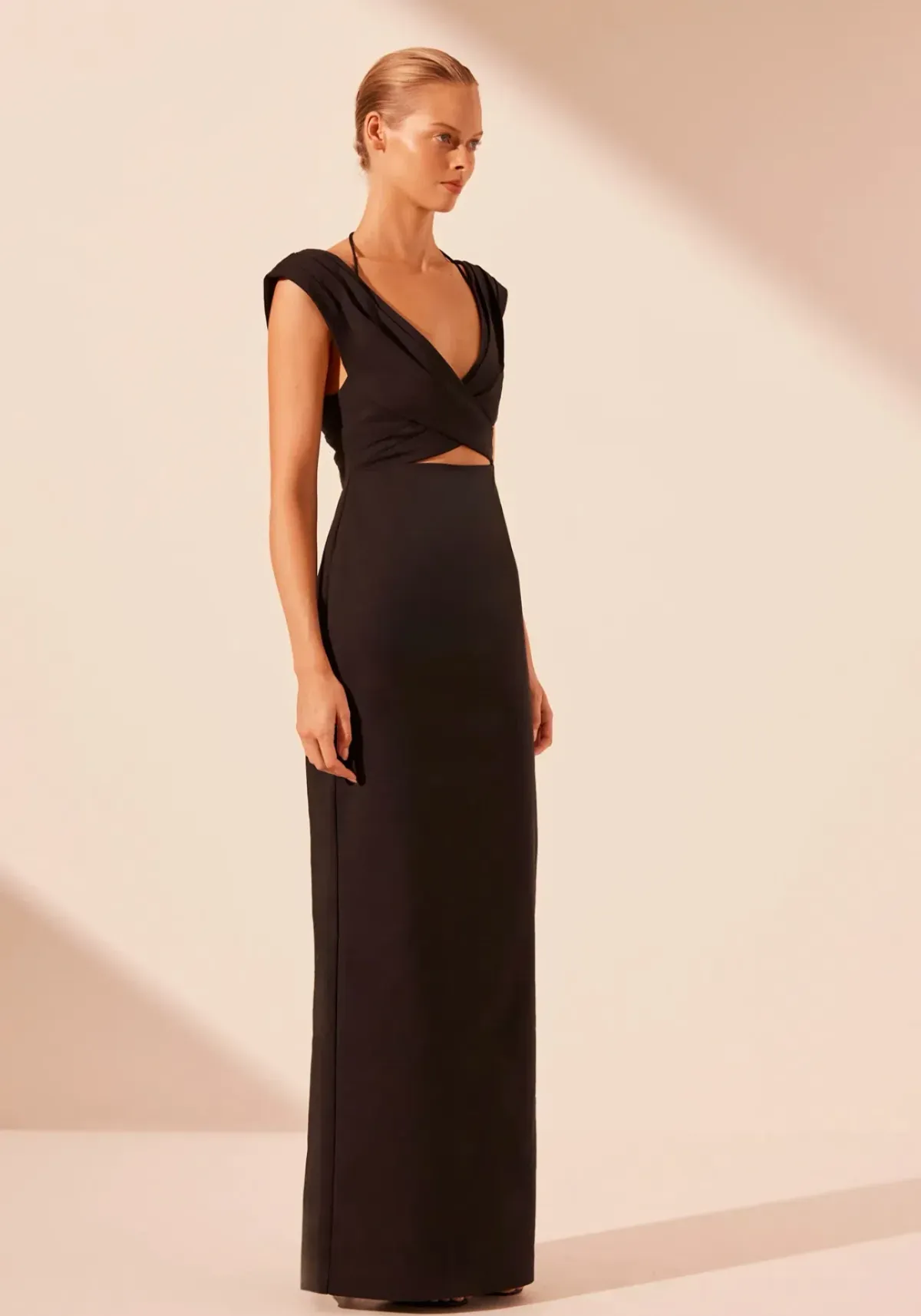 Shona Joy Lani Cross Front Ruched Maxi Dress Black Size 8 - Image 2