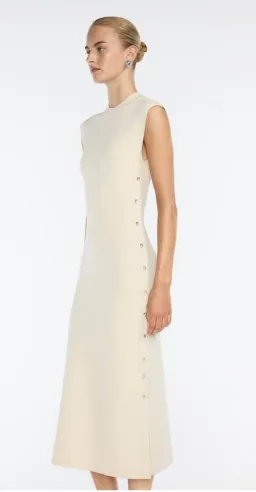 Manning Cartell Spike Interest Cream Size AU 6 for rent on The Volte - image 1