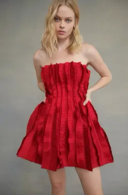 AJE Hybrid Mini Red Size 6 for rent on The Volte - image 1