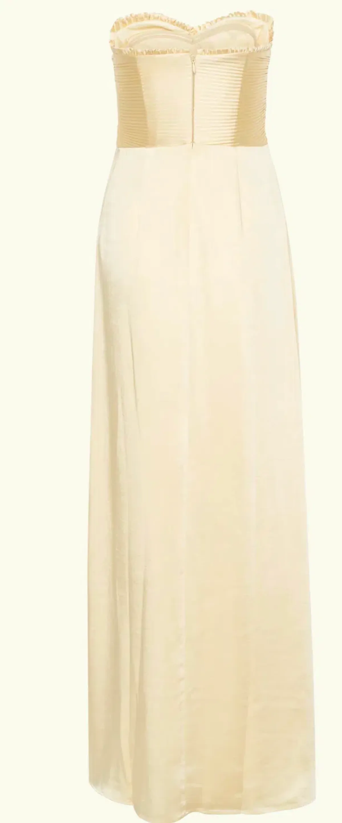 Meshki Larissa  - Image 6