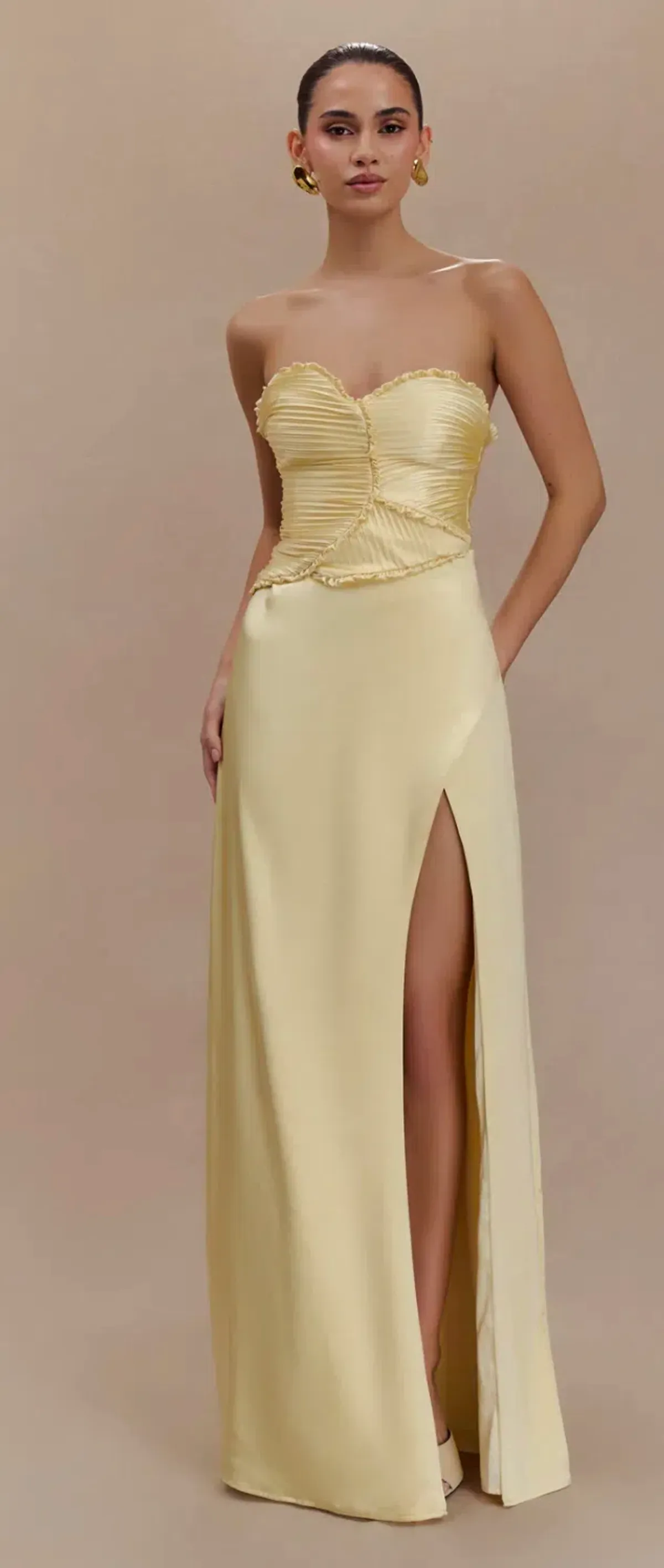 Meshki Larissa  - Image 1