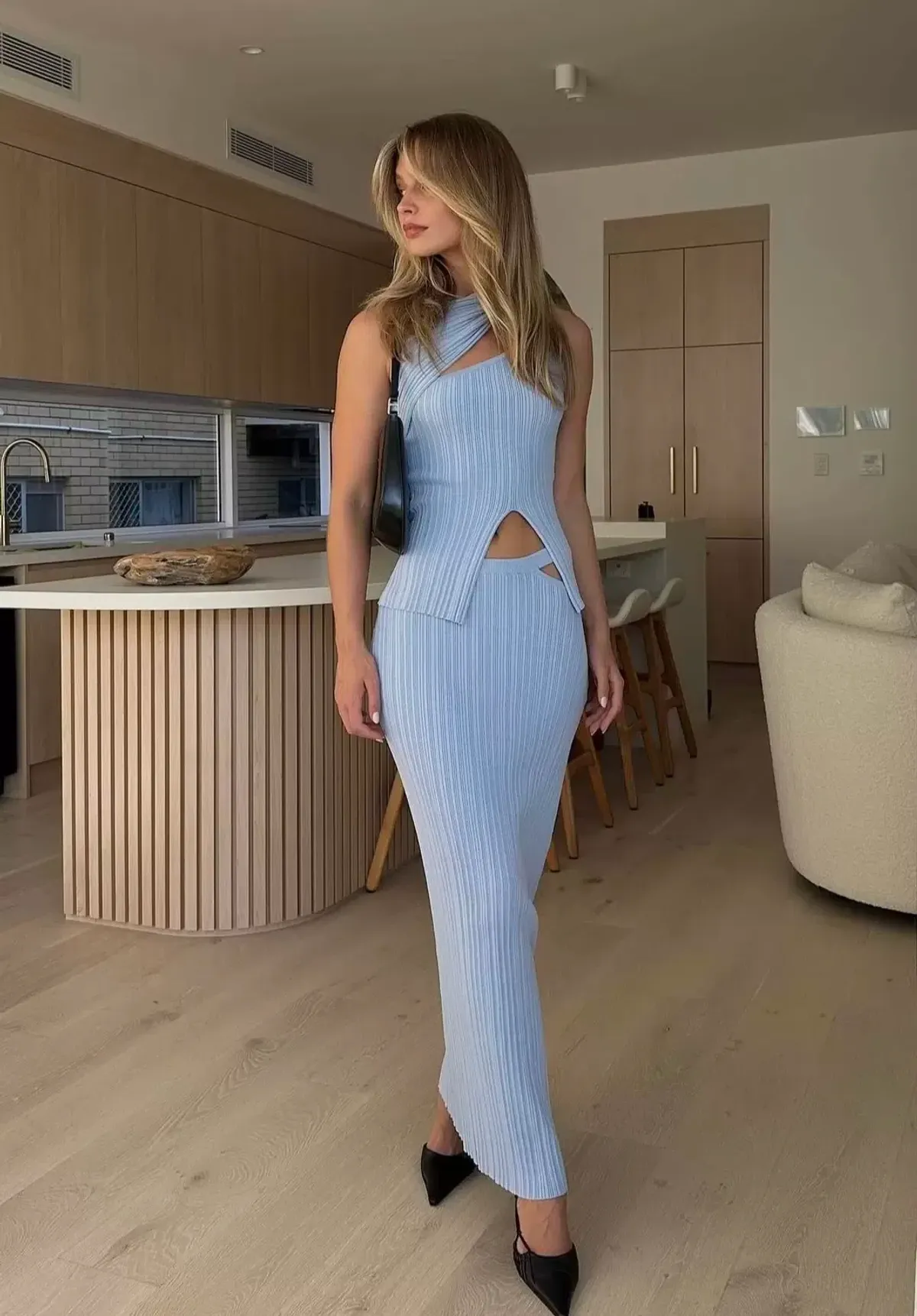 Henne Romee Set- Cloud Blue- Size 6 - Image 2