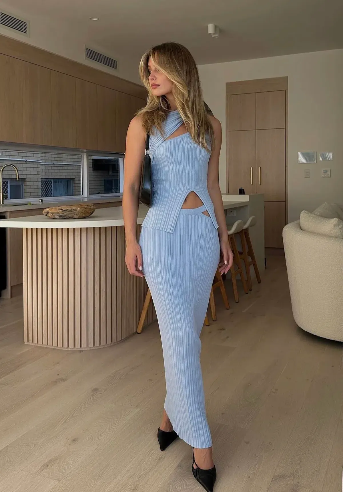 Henne Romee Set- Cloud Blue- Size 10 - Image 1