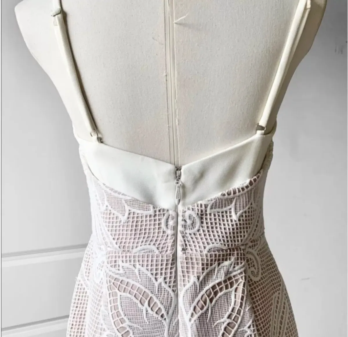 Sheike Lunar Lace Maxi Ivory Size 16 - Image 4