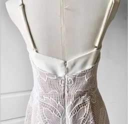 Sheike Lunar Lace Maxi Ivory Size 16 for rent on The Volte - image 4