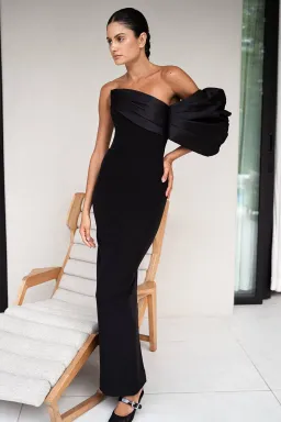 Eliya the Label Heinrich Gown Black Size 12/L for rent on The Volte - image 1