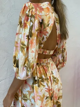 Significant Other Svana Linen Blend Midi Dress Watercolour Floral Size 10 for rent on The Volte - image 4