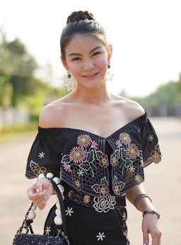 Alice McCALL Honeycomb Daisy Black Embroidered Maxi Dress Size 10 for rent on The Volte - image 6