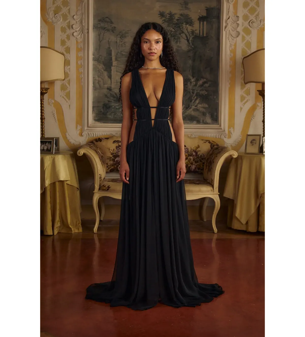 Mirror Palais Venus Gown in Black Size AU 10 - Image 1