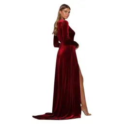 Elle Zeuitoune Fontaine Gown Wine size 8 (AU) for rent on The Volte - image 2