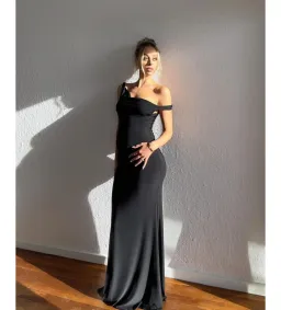 Natalie Rolt Bettina Gown Black Size 1/AU 8 for rent on The Volte - image 4