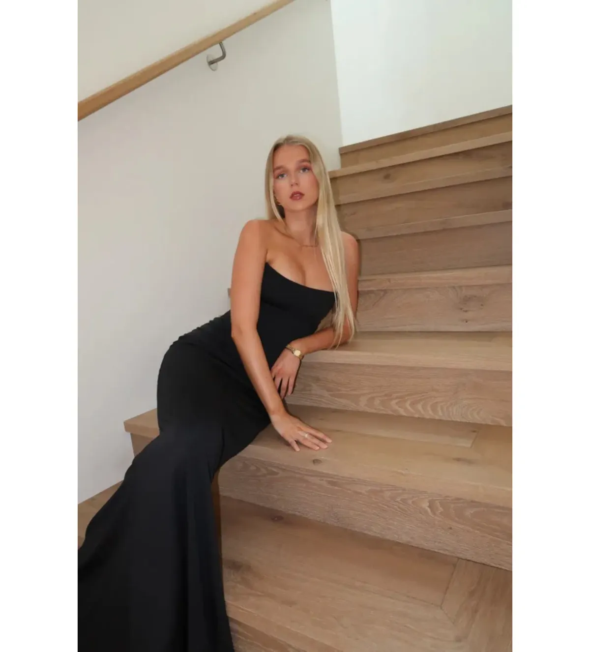 HNTR the label Louie Gown Noir Size M/AU 10 - Image 2