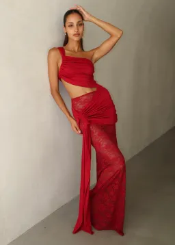 Deconduarte RTW Berry Paradiso Red Lace Maxi Size 6 for rent on The Volte - image 2