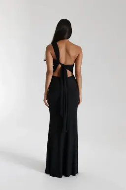 Natalie Rolt Black Fabienne Gown Size AU 8 for rent on The Volte - image 4