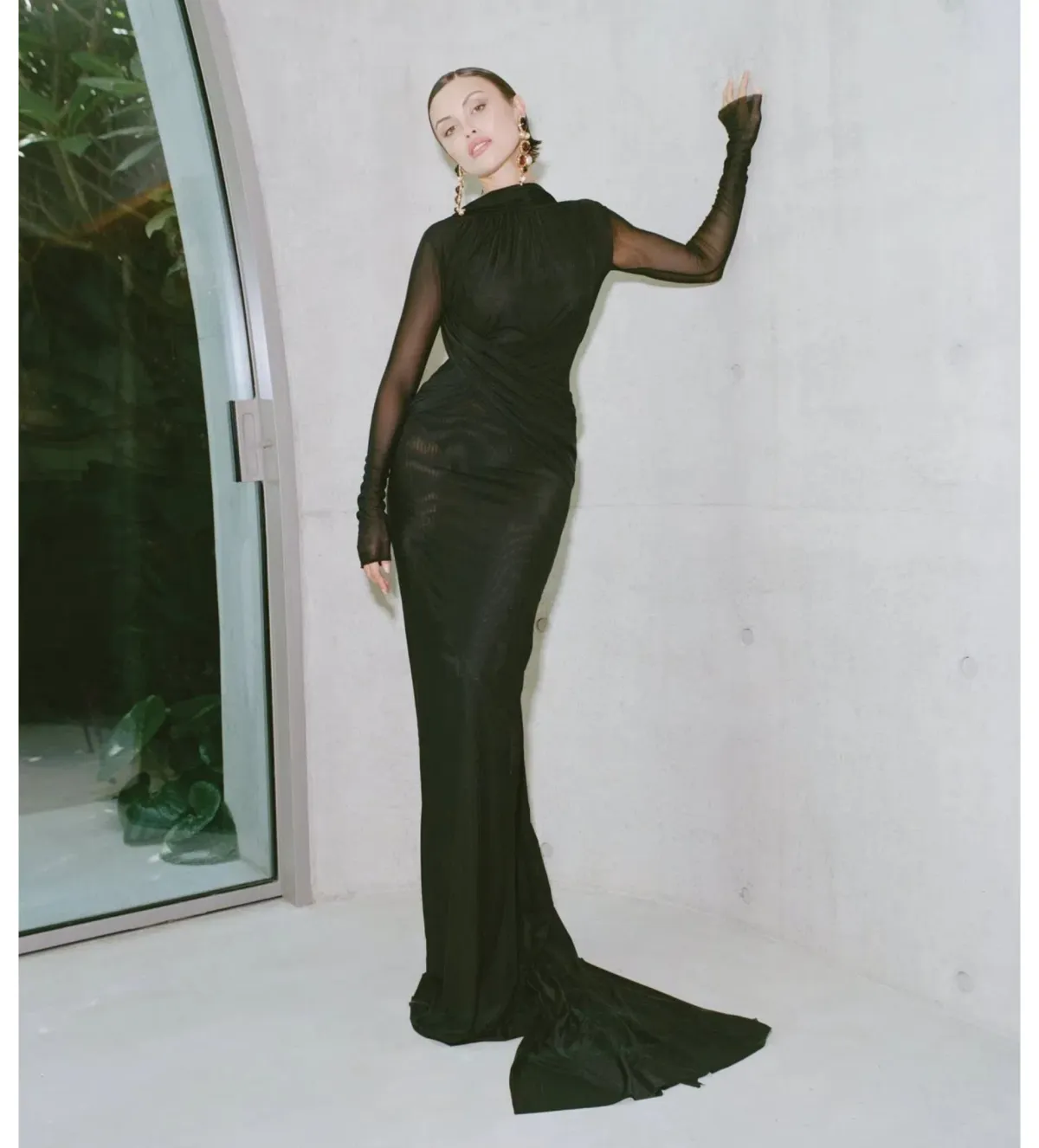 Effie Kats Monaco Gown in Black Size 8  - Image 1