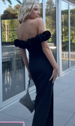 Azzurielle Farley Frill Off Shoulder Gown Black Size 8 for rent on The Volte - image 5