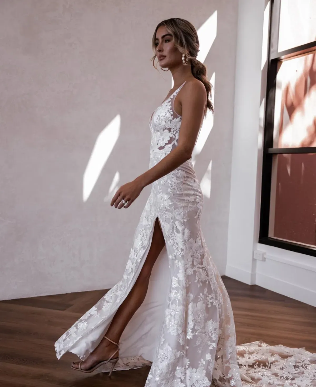 Made with Love Bridal Jaymes Gown Size 10 - Image 3