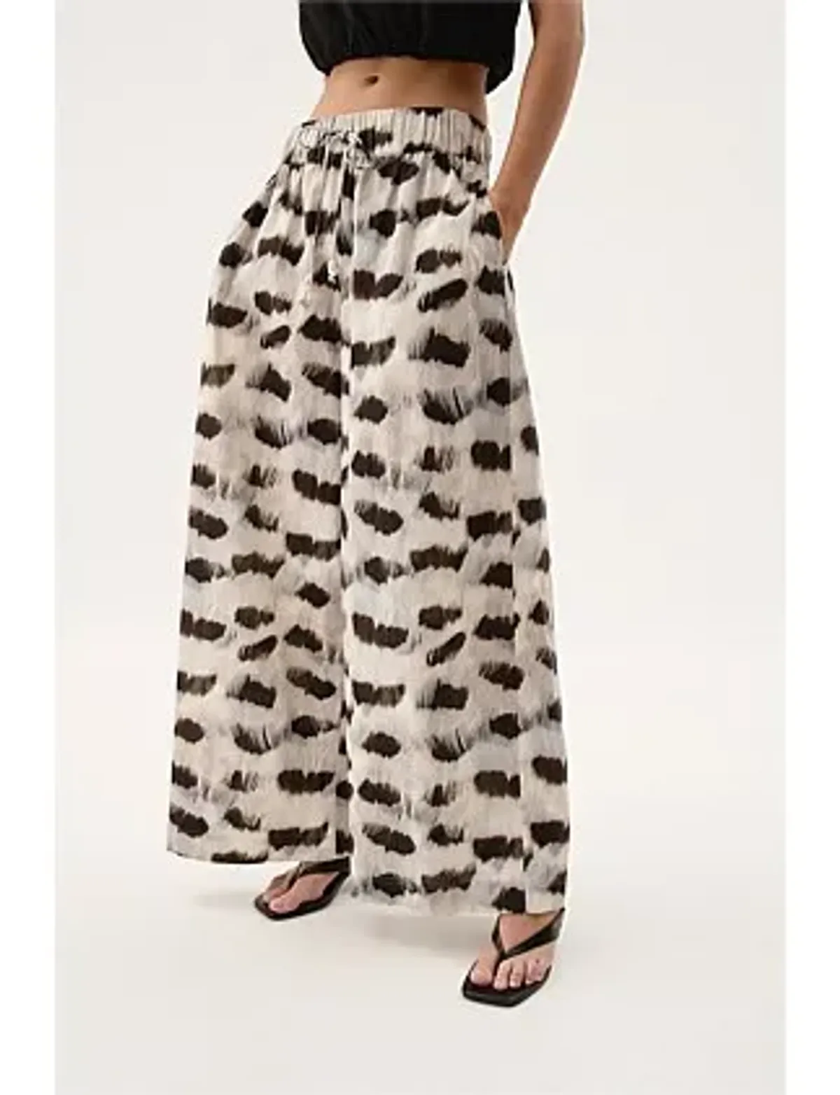 AJE Airlie Relaxed Pants Light Plume Size 10  - Image 8