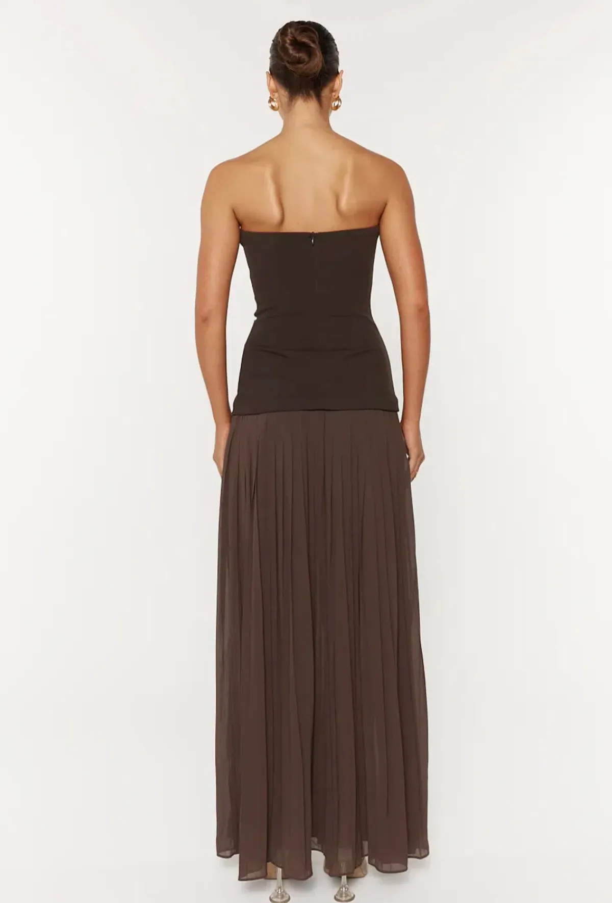 She is OLLÁ Nicolette Maxi Dress Espresso Brown Size XS / AU 6 - Image 2