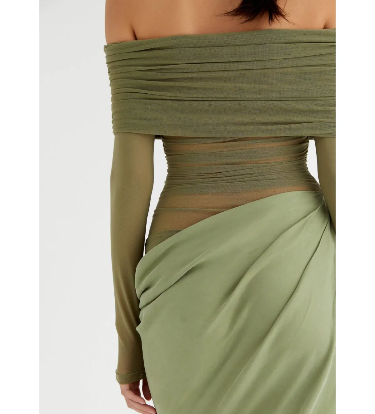 Benni Yasmin Off Shoulder Maxi in Pistachio Size 12  - Image 4