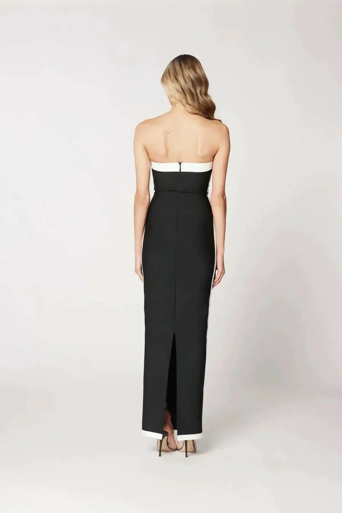 Bianca and Bridgett Ashley Maxi Dress in Black/White Size 6 - Image 3