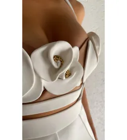 Galanni Amabella Gown White Size 6 for rent on The Volte - image 2