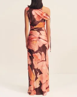 Emerson Maxi for rent on The Volte - image 3