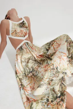 Significant Other Marino Dress in Painted Floral Size 8 for rent on The Volte - image 6