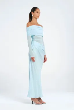 Benni Yasmin Off Shoulder Dress in Baby Blue Size 6 for rent on The Volte - image 2