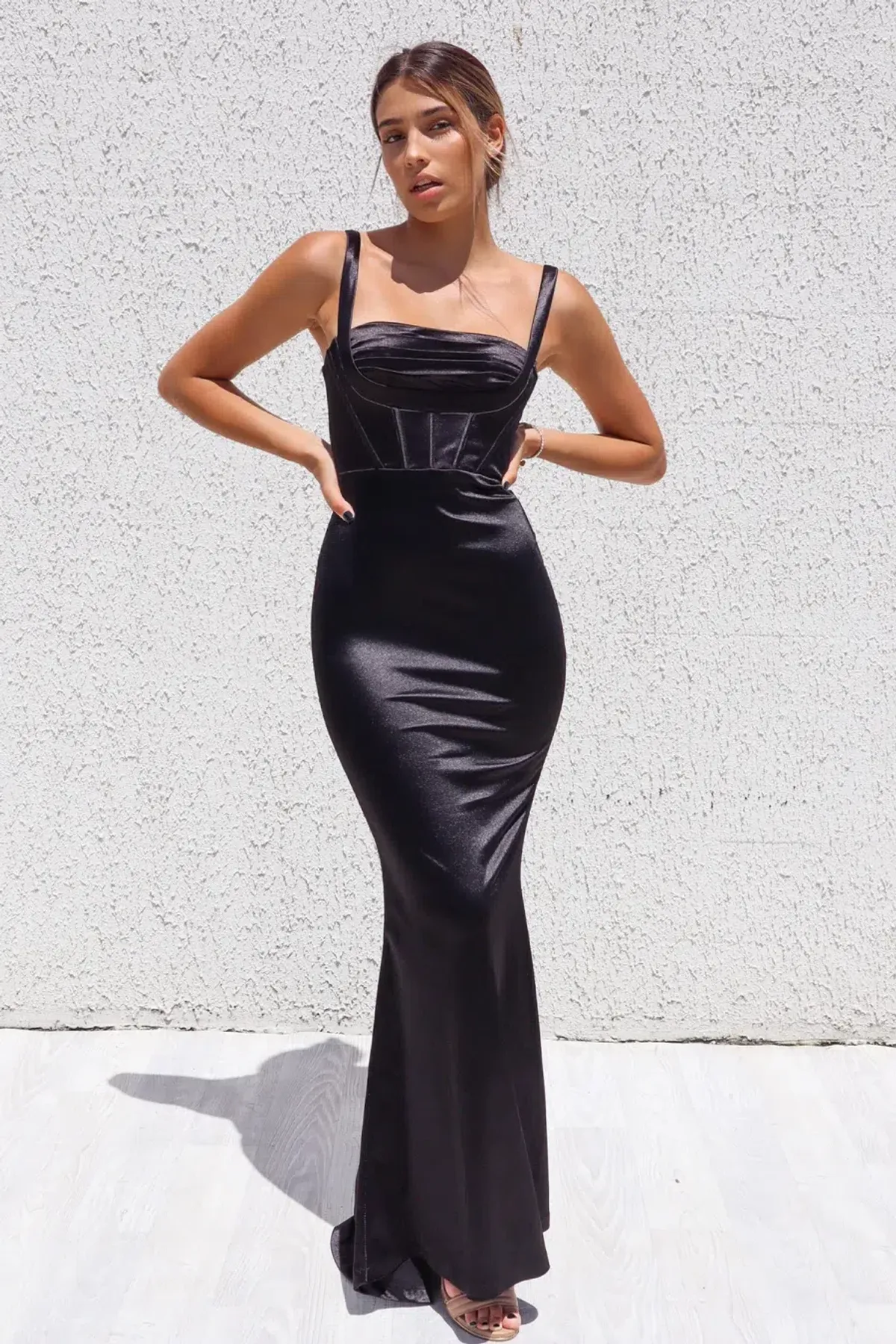 Runaway Goddess Adele Formal Gown in Black Size 12 - Image 1