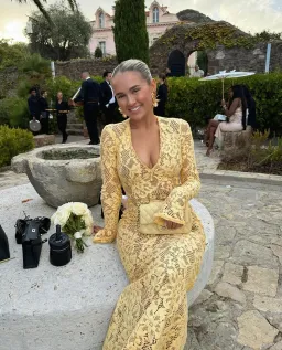 House of CB Indiana Plunge Lace Maxi Dress Apricot Size M / AU 10 for rent on The Volte - image 7