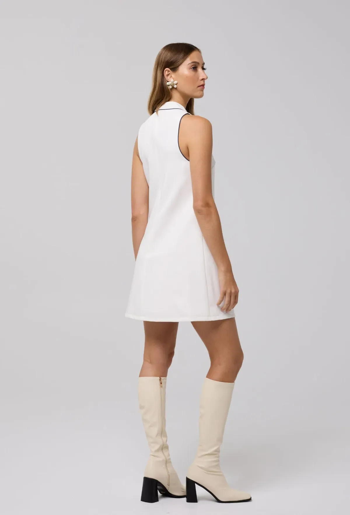 Chelsea St Designs Bron Mini Dress in White Size Medium / AU 10  - Image 4